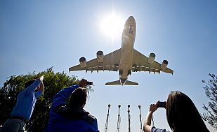 El poderoso vuelo del gigantesco Airbus
