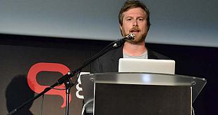 Patrice Desilets, en su presentación en Gamelab 2013 Patrice Desilets, en su presentación en Gamelab 2013