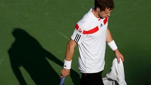 Djokovic pasa ante Youzhny y Wawrinka "barre" a Murray