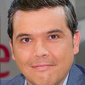 Alfredo Menéndez Alfredo Menéndez