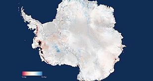 Mapa con la zona destacada en negro y rojo de la pérdida de hielo. Mapa con la zona destacada en negro y rojo de la pérdida de hielo.