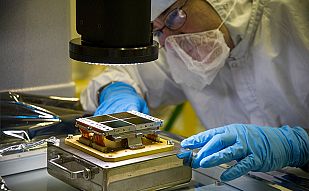 Precisión milimétrica para un supertelescopio Precisión milimétrica para un supertelescopio