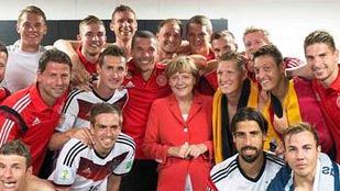 Angela Merkel, la jugadora número 12 de Alemania Angela Merkel, la jugadora número 12 de Alemania