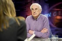 Cristina Puig parla amb Josep María Espinàs de la seva passió per l'escriptura, dels seus anys com a advocat i de la seva relació amb Pla, Cela, Foix i Delibes. Cristina Puig parla amb Josep María Espinàs de la seva passió per l'escriptura, dels seus anys com a advocat i de la seva relació amb Pla, Cela, Foix i Delibes.