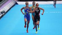 Recta final de la prueba de triatlón femenino en la que Spirig y Norden se han disputado la victoria en los últimos metros Recta final de la prueba de triatlón femenino en la que Spirig y Norden se han disputado la victoria en los últimos metros