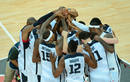 La selecci&oacute;n de baloncesto de Estados Unidos celebra su medalla de oro tras finalizar el partido 107-100 ante Espa&ntilde;a.