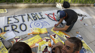 Ver v&iacute;deo  'El 15M vuelve a las plazas en su primer aniversario'