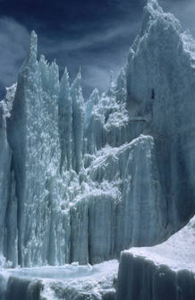 Sus glaciares y sus cumbres se derriten cada vez m&aacute;s r&aacute;pidamente.