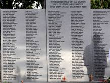 189 de los 270 fallecidos en el atentado de Lockerbie eran estadounidenses. 189 de los 270 fallecidos en el atentado de Lockerbie eran estadounidenses.