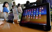 Apple y Samsung contin&uacute;an con su guerra de patentes.
