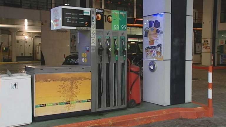 En 2012 subi&oacute; el precio de los carburantes a pesar de la ca&iacute;da en el consumo