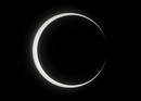 Aspecto del sol en el instante en que se produce un eclipse anular visto desde Utsunomiya (Jap&oacute;n). El eclipse fue visible desde China hasta Texas (EE.UU)
