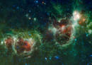 Las nebulosas de El Alma y el Coraz&oacute;n captadas gracias al telescopio de c&aacute;maras infrarrojas WISE.