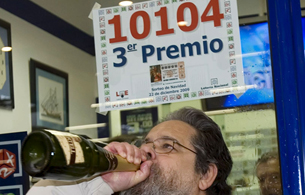 Ver v&iacute;deo  '50.000 euros para cada d&eacute;cimo del 10.104, el tercer premio'