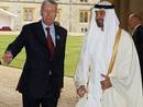 El pr&iacute;ncipe heredero de Abu Dabi, Mohammed bin Zayed, llega al castillo de Windsor para celebrar el 60&ordm; aniversario de la reina Isabel II.