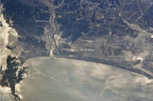 Las fotografías pueden proporcionar detalles que ayuden en la recuperación y ayuda de las catástrofes naturales Las fotografías pueden proporcionar detalles que ayuden en la recuperación y ayuda de las catástrofes naturales