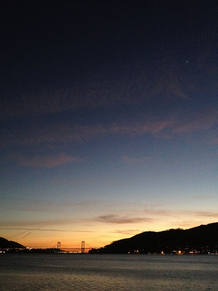 J&uacute;piter, Venus, y el puente de Rande