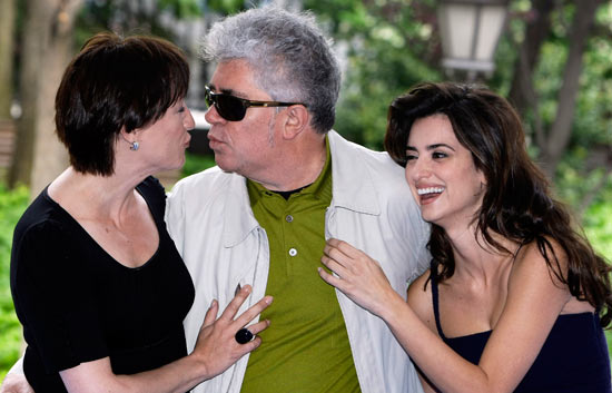 Pedro Almod&oacute;var se encuentra sonorizando su &uacute;ltima pel&iacute;cula 'Los abrazos rotos'