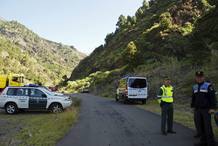 Dispositivo de emergencia y seguridad en la entrada al Parque Nacional de la Caldera de Taburiente (La Palma) Dispositivo de emergencia y seguridad en la entrada al Parque Nacional de la Caldera de Taburiente (La Palma)