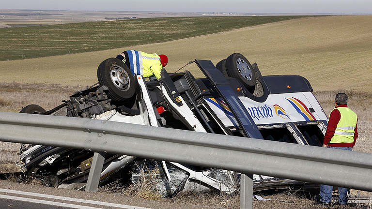 Detenido el conductor del autob&uacute;s escolar accidentado en &Aacute;vila por homicidio imprudente