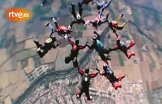 Acrobacias imposibles en Ampuriabrava