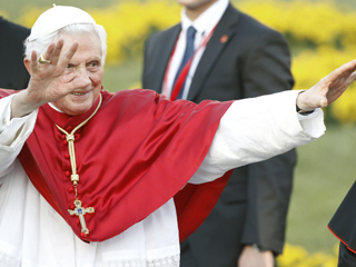 Ver v&iacute;deo  'Acto de bienvenida al papa en Cibeles'