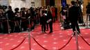 Los actores comienzan a llegar a la alfombra roja.