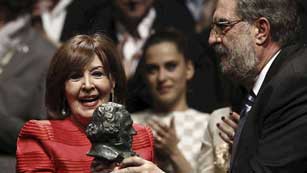 Ver v&iacute;deo  'La actriz Concha Velasco recibe el Goya de Honor'