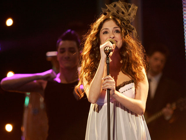 Destino Eurovisi&oacute;n - Actuaci&oacute;n de Valeria Antonella