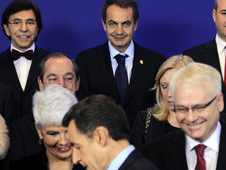 Ver v&iacute;deo  'Acuerdo en la UE para fijar un l&iacute;mite de d&eacute;ficit'