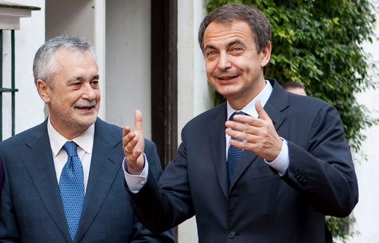 El Consejo de Ministros se re&uacute;ne en Sevilla para aprobar el proyecto de Ley de Econom&iacute;a Sostenible
