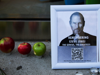Ver v&iacute;deo  'Adi&oacute;s a Steve Jobs, un genio de la tecnolog&iacute;a'