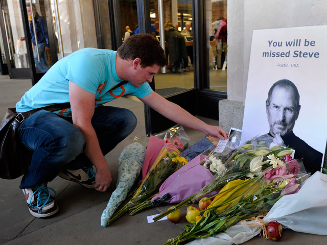 Adi&oacute;s a Steve Jobs, el hombre que pensaba diferente