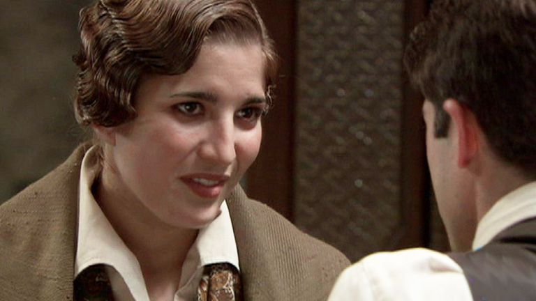 La Se&ntilde;ora - La admiraci&oacute;n de Encarna por Pablo