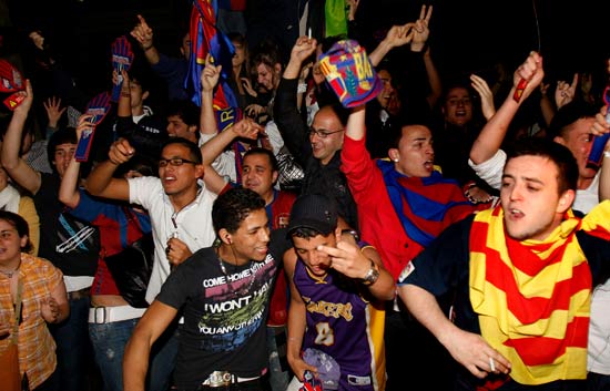 La afici�n celebra la 19