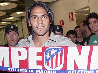 Ver v&iacute;deo  'Ag&uuml;ero es el list&oacute;n de Falcao'