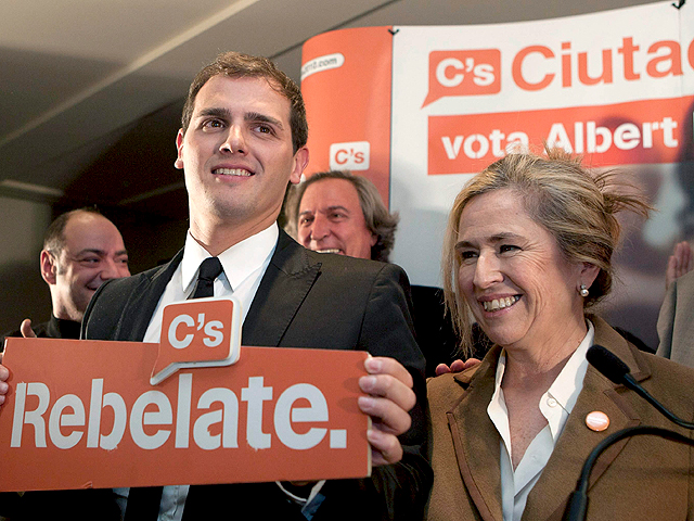 Albert Rivera celebra los tres esca&ntilde;os conseguidos en el Parlament