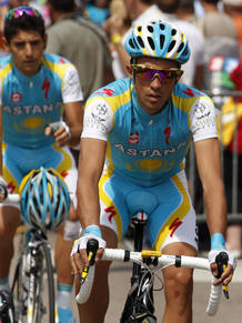 Alberto Contador sali&oacute; muy bien parado de la etapa del pav&eacute;s.