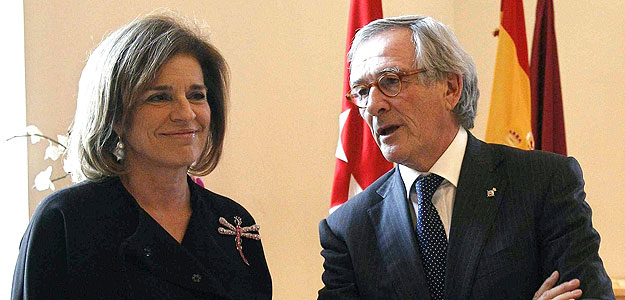 La alcaldesa de Madrid, Ana Botella, junto al alcalde de Barcelona, Xavier Trias La alcaldesa de Madrid, Ana Botella, junto al alcalde de Barcelona, Xavier Trias