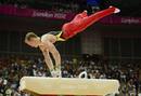 El alem&aacute;n Fabian Hambuchen compite durante la final de gimnasia art&iacute;stica masculina