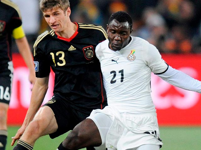 Alemania y Ghana, uno pierde y pasan los dos