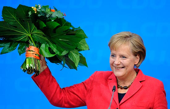 Alemania da luz verde a Merkel para su pacto con los liberales