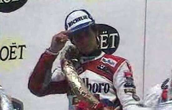 Motociclismo: &Aacute;lex Crivill&eacute; vence en Brno y se proclama campe&oacute;n en 1989