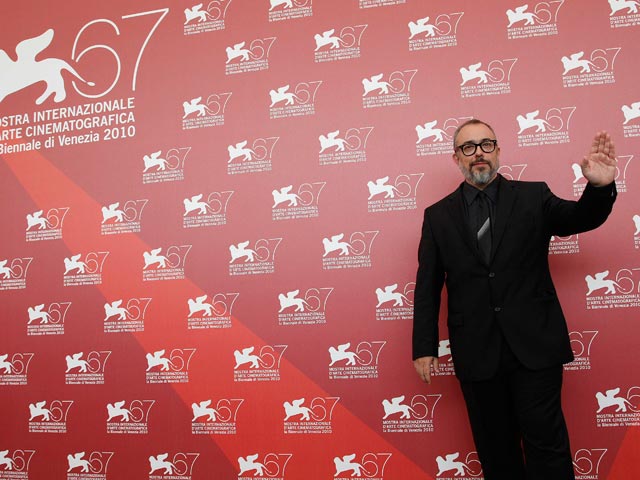 La Mostra tiene nombre espa&ntilde;ol, Alex de la Iglesia y  su "Balada triste de trompeta"