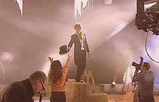 Espa&ntilde;a Directo - Algo peque&ntilde;ito... Videoclip de Daniel Diges