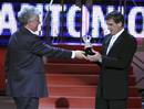 Almod&oacute;var y Banderas