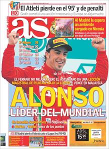 "Alonso l&iacute;der del Mundial" en la portada de 'As'.