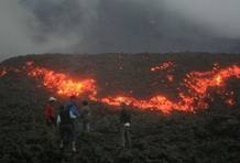 Alrededores del volc&aacute;n en erupci&oacute;n