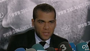 Alves apuesta por la continuidad de Guardiola