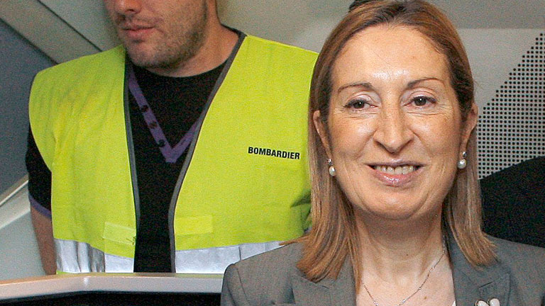 Ana Pastor: "Se est&aacute; trabajando en la recapitalizaci&oacute;n de las entidades que lo necesitan"